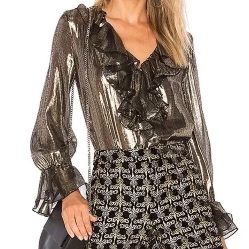 Alice + Olivia Elliot Ruffle 3/4 Sleeve Blouse
UU22